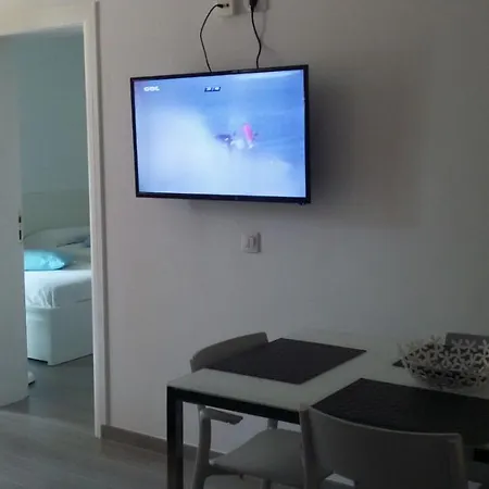 Appartement In Villaggio Vacanza Tenerife Sud *